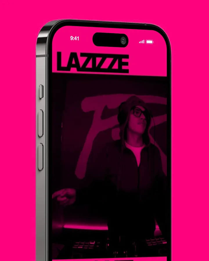 Capture du site LAZIZZE DJ, portfolio immersif conçu par WeAreBrothers Lausanne